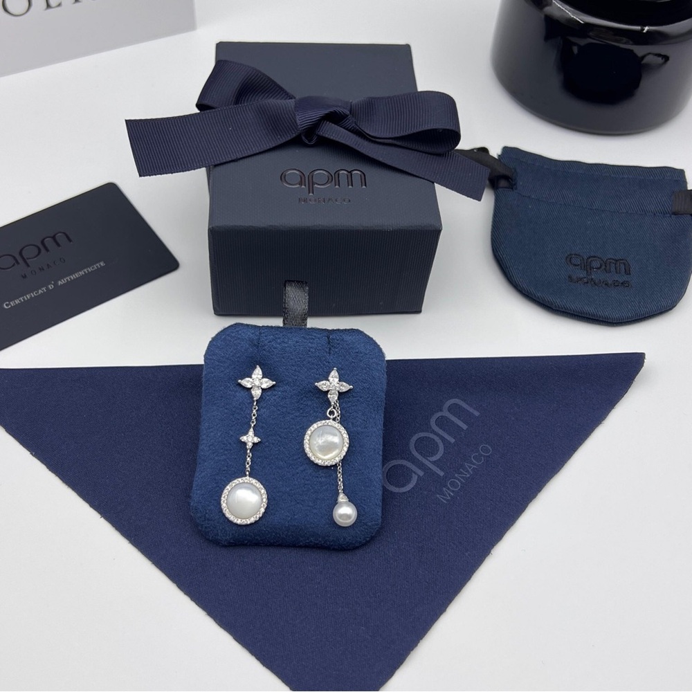 APM Monaco Asymmetrical White Mother-of-Pearl Drop Earrings - Silver - Picture 2 of 7